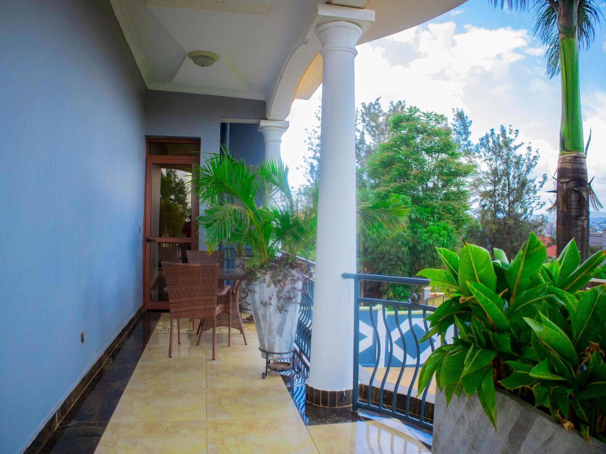 The Vibrant Lodge Gacuriro Kigali Exterior foto